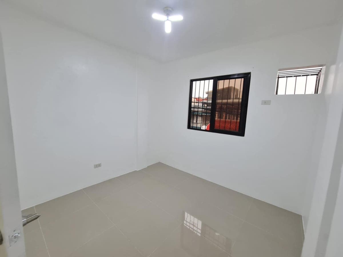 APARTMENT WITH GARAGE FOR RENT - photo 4