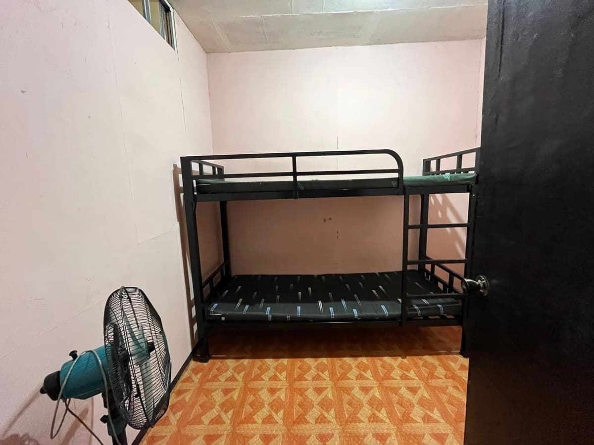 room for rent (girls only) ‼️ - photo 1