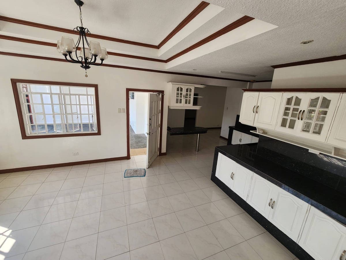 Corner Lot House for RENT in Filinvest East Marcos Highway Antipolo Rizal‼️‼️‼️ - photo 5