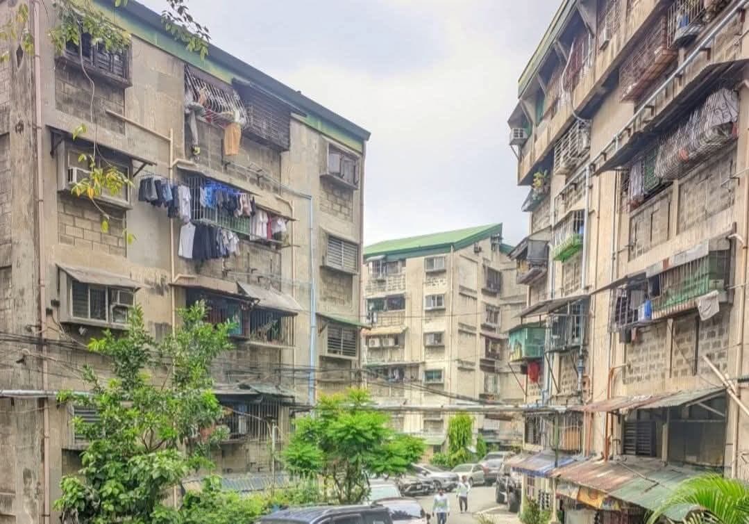 SOLO ROOM FOR RENT good for 1-2pax