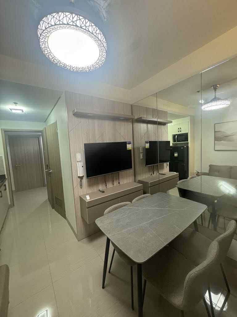 - SHORE 2 RESIDENCES  - OPEN FOR 3 or 6 MONTHS CONTRACT - - photo 3