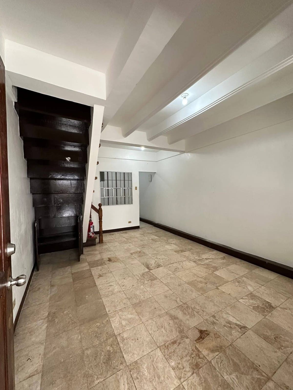 HOUSE FOR RENT - photo 11