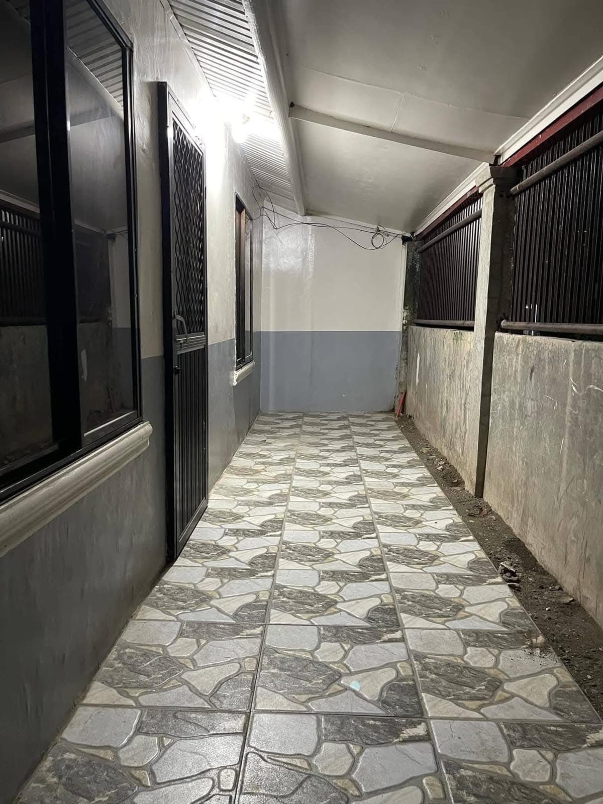 🏡 House For Rent - photo 1