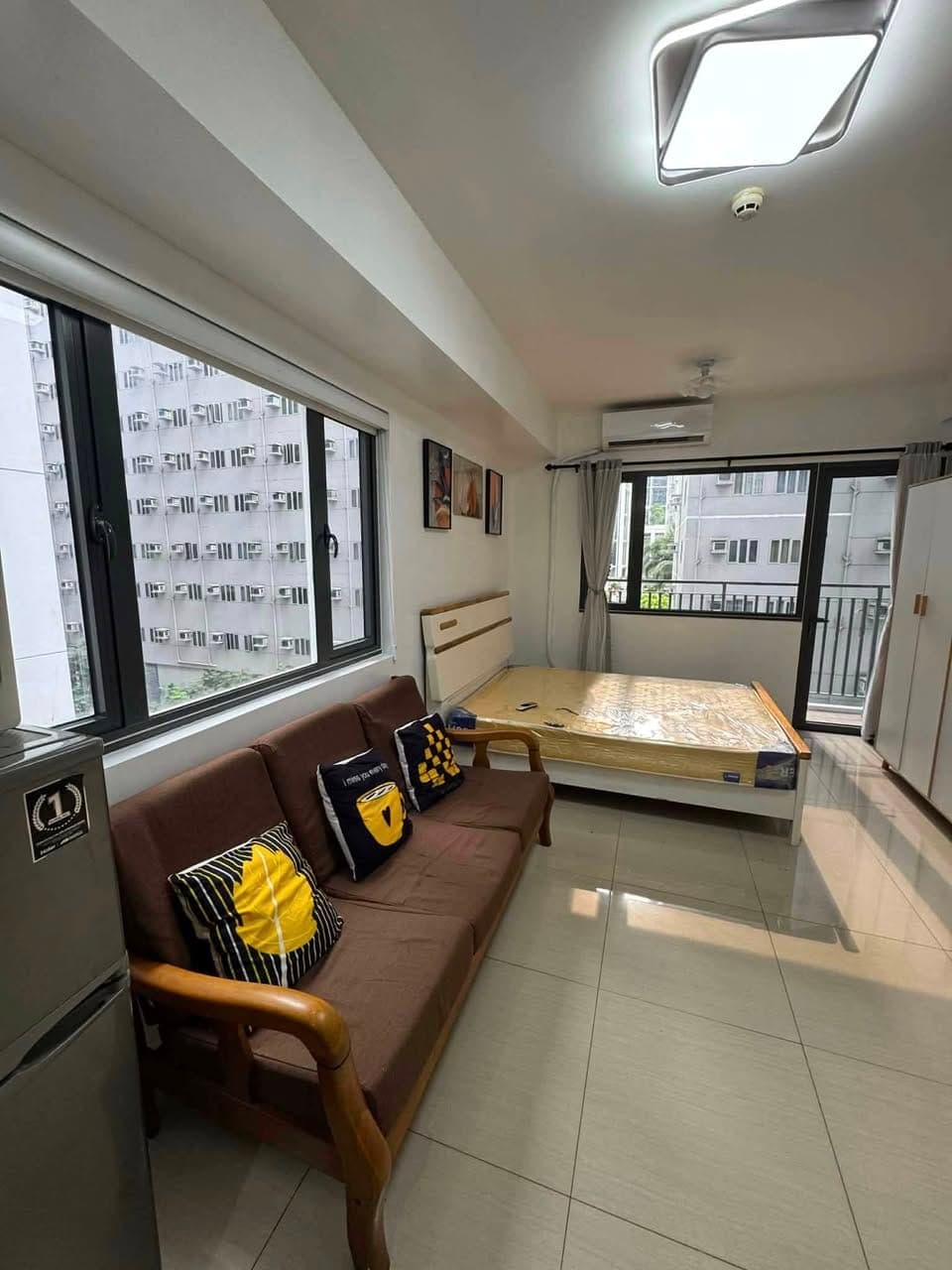 - FOR RENT - - photo 1