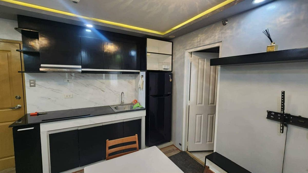 2br condo with parking - photo 1