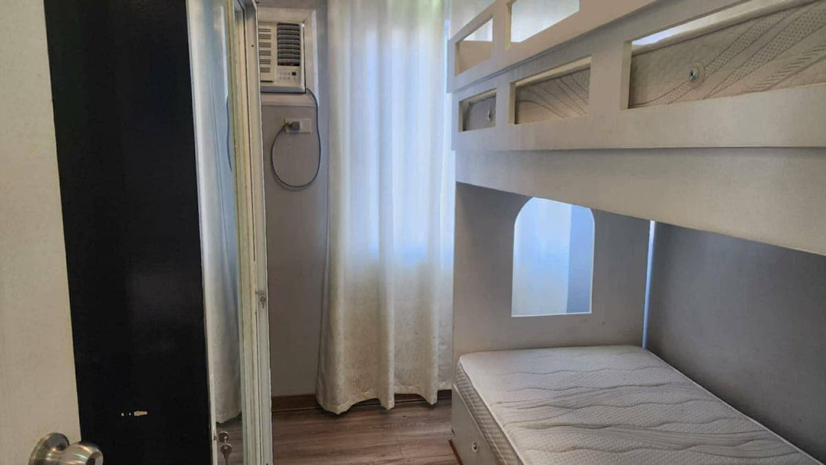 2br condo with parking - photo 2