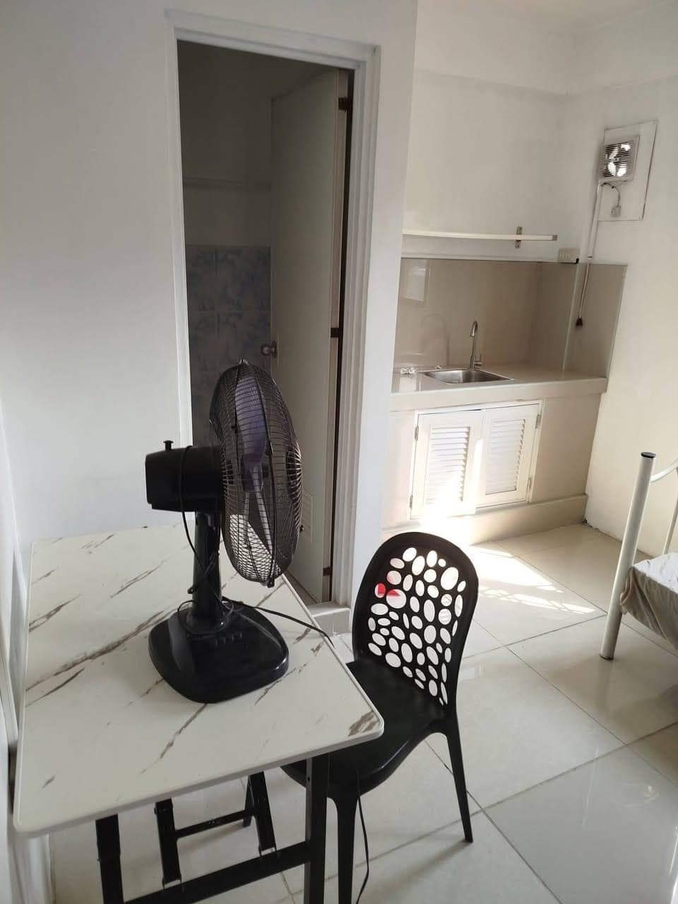 APARTMENT FOR RENT - photo 1