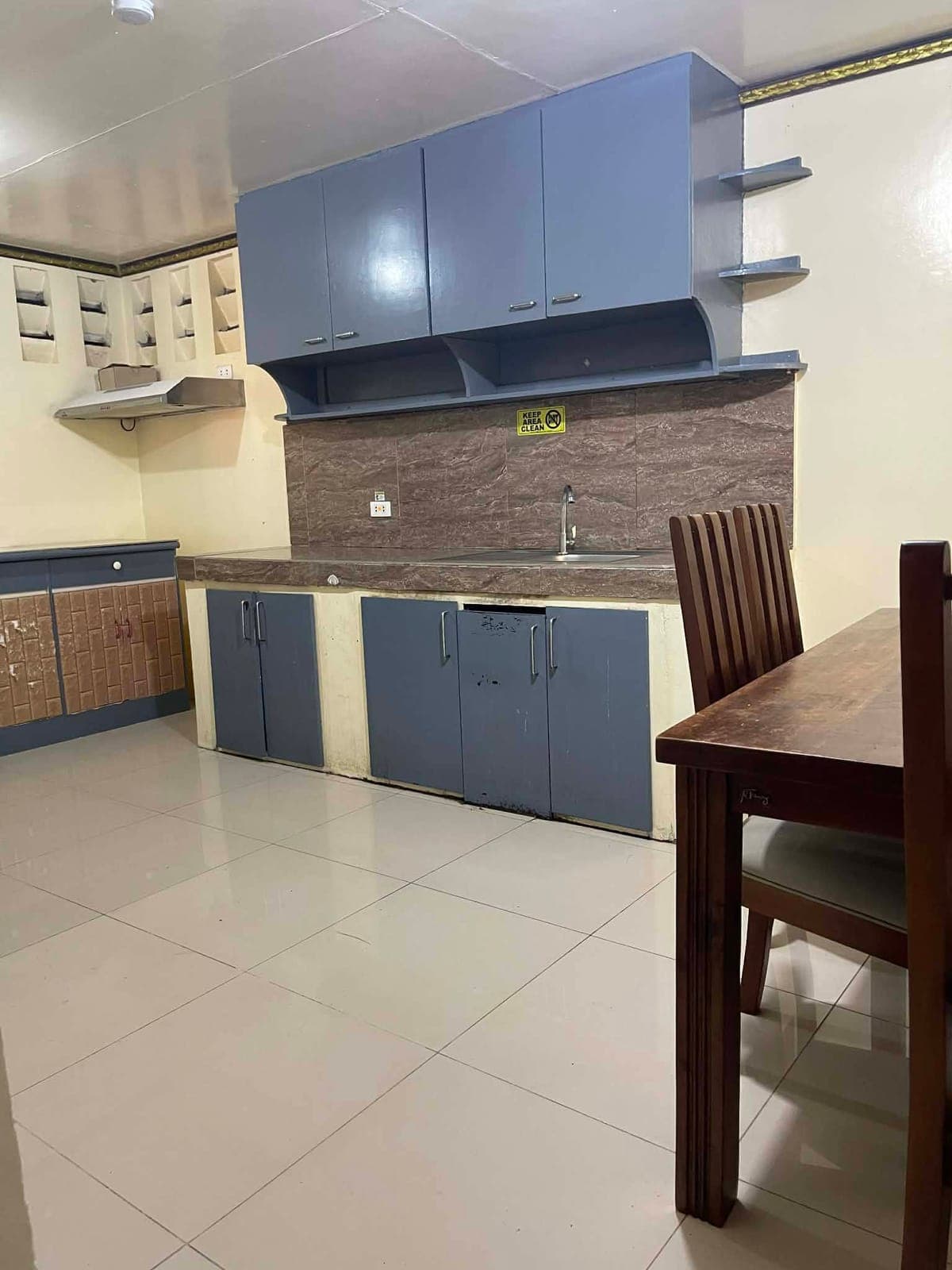 available house for rent here in solariega subd - photo 7