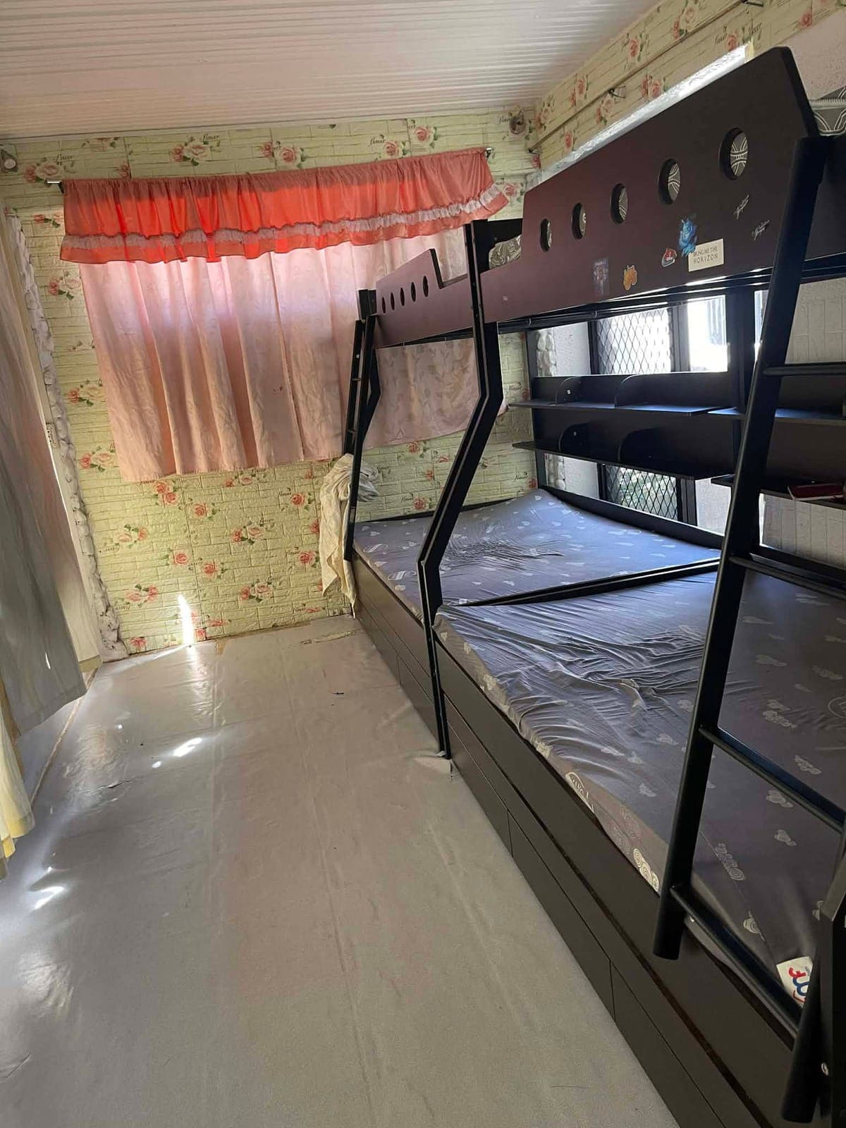 available house for rent here in solariega subd - photo 9