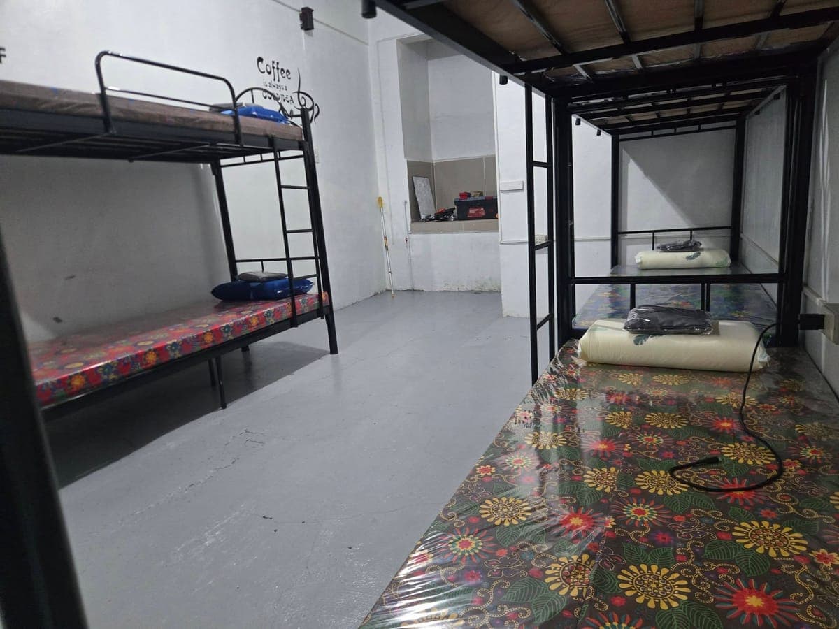 CHEAPEST FEMALE BEDSPACE Groundfloor. - photo 13