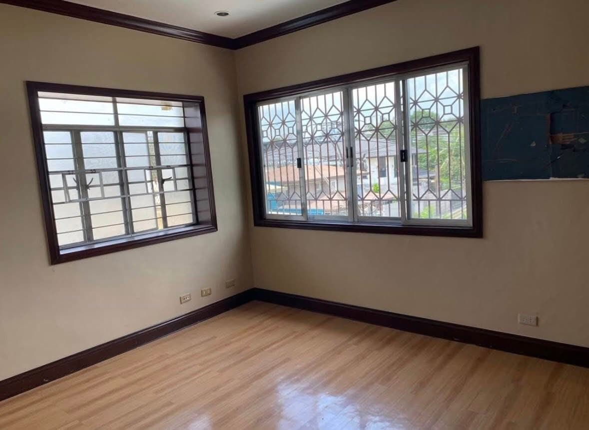 🏡SPACIOUS TOWNHOUSE FOR RENT!! - photo 8