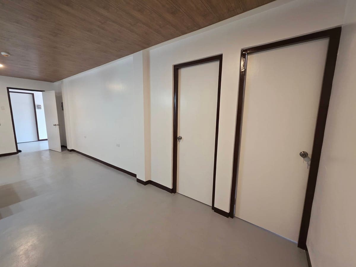 Semi furnished 2 bedroom apartment - photo 4