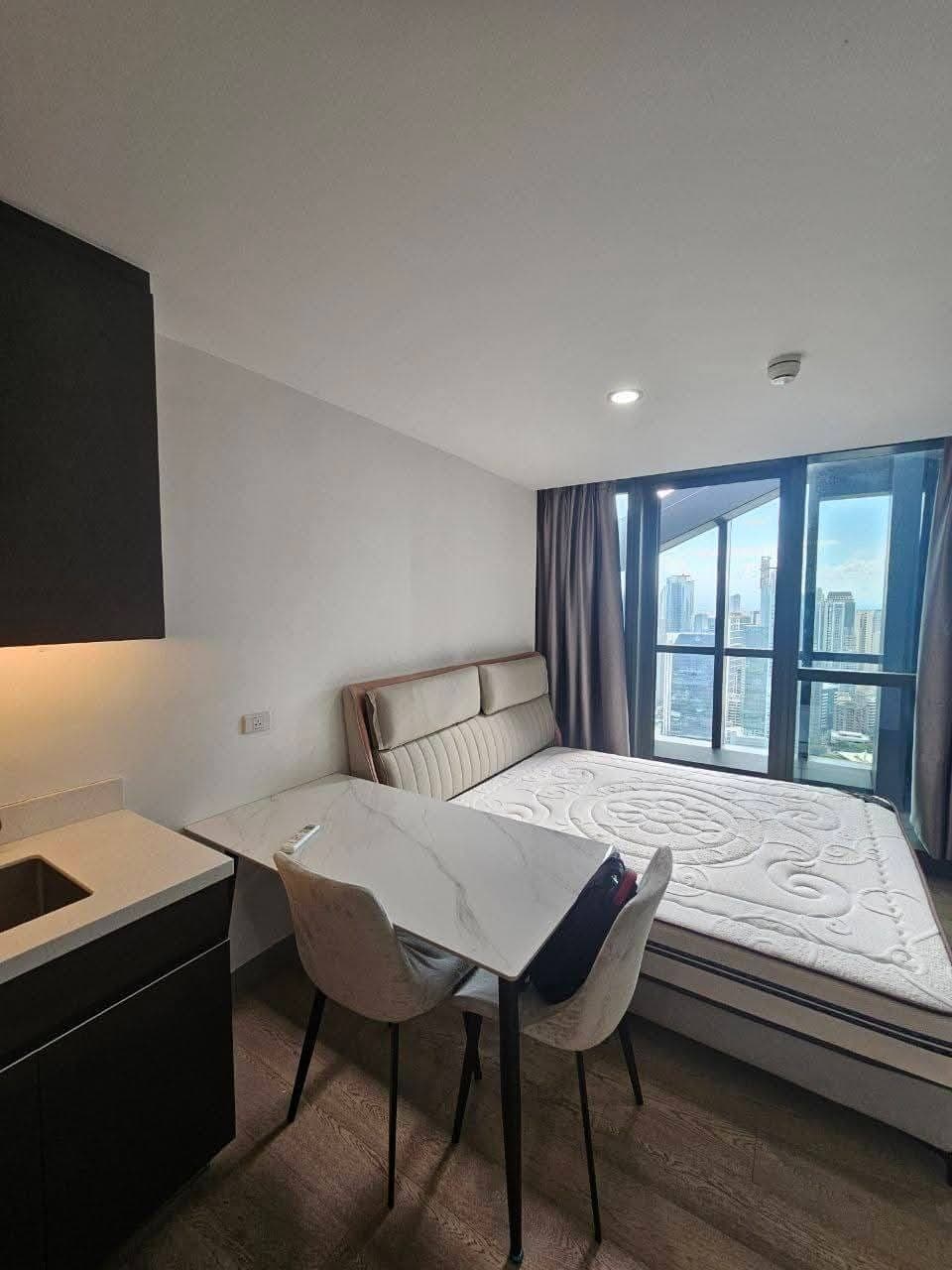 𝐅𝐎𝐑 𝐑𝐄𝐍𝐓 Studio Type with Balcony Condo Unit in Century Spire Residences - photo 10