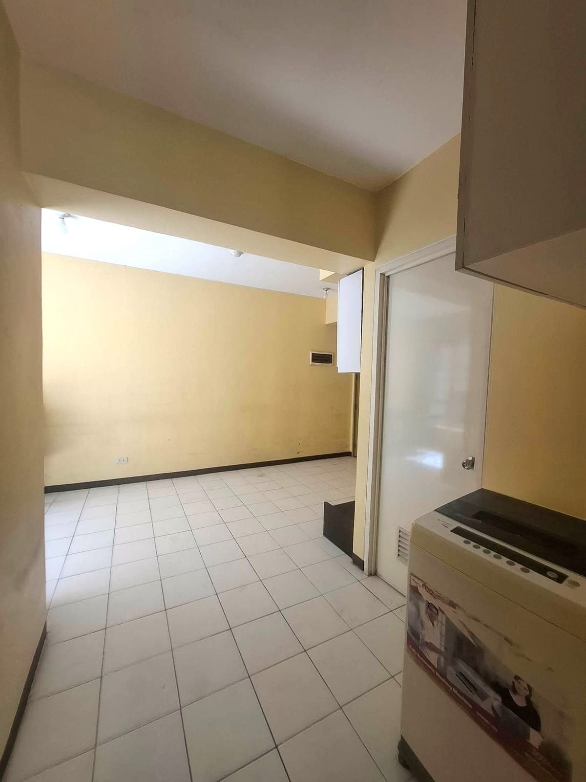 Semi Furnished 3 Bedroom Condo Unit For Rent - Unit 401 Alpaca Building at Lions Park Residences - photo 21