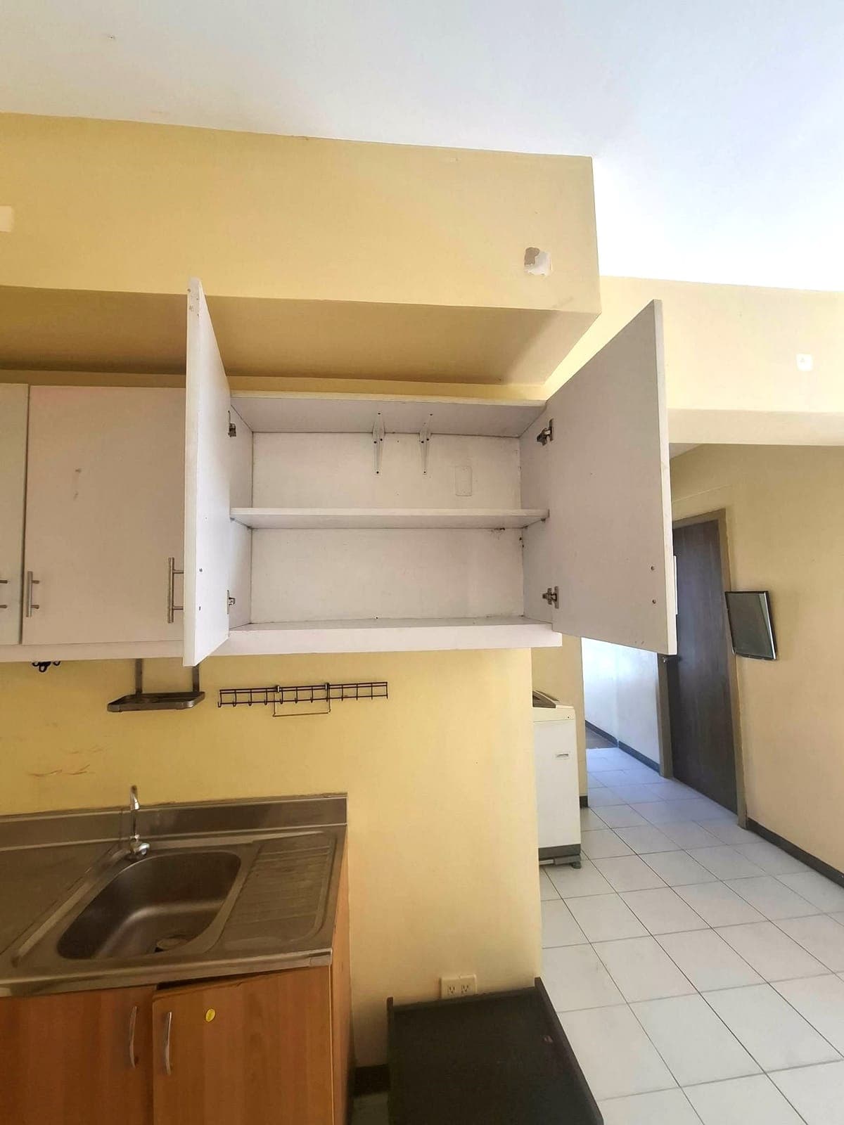 Semi Furnished 3 Bedroom Condo Unit For Rent - Unit 401 Alpaca Building at Lions Park Residences - photo 28