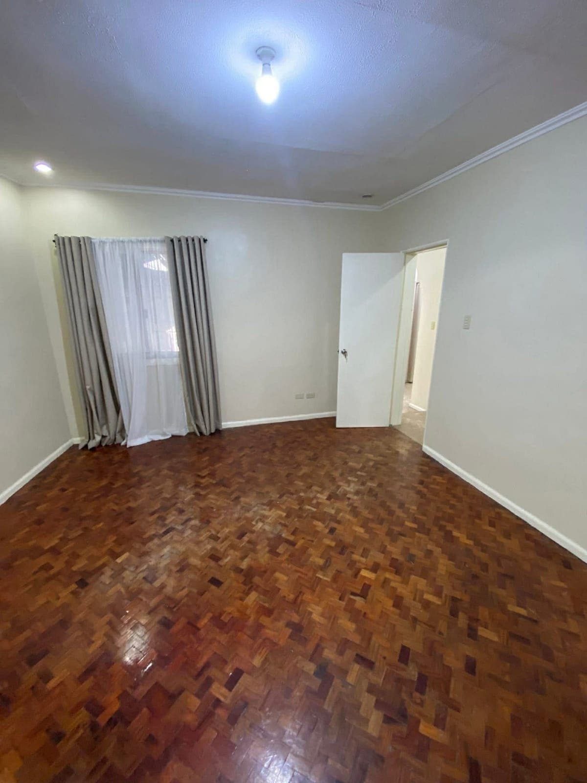 HOUSE FOR FOR RENT - photo 4