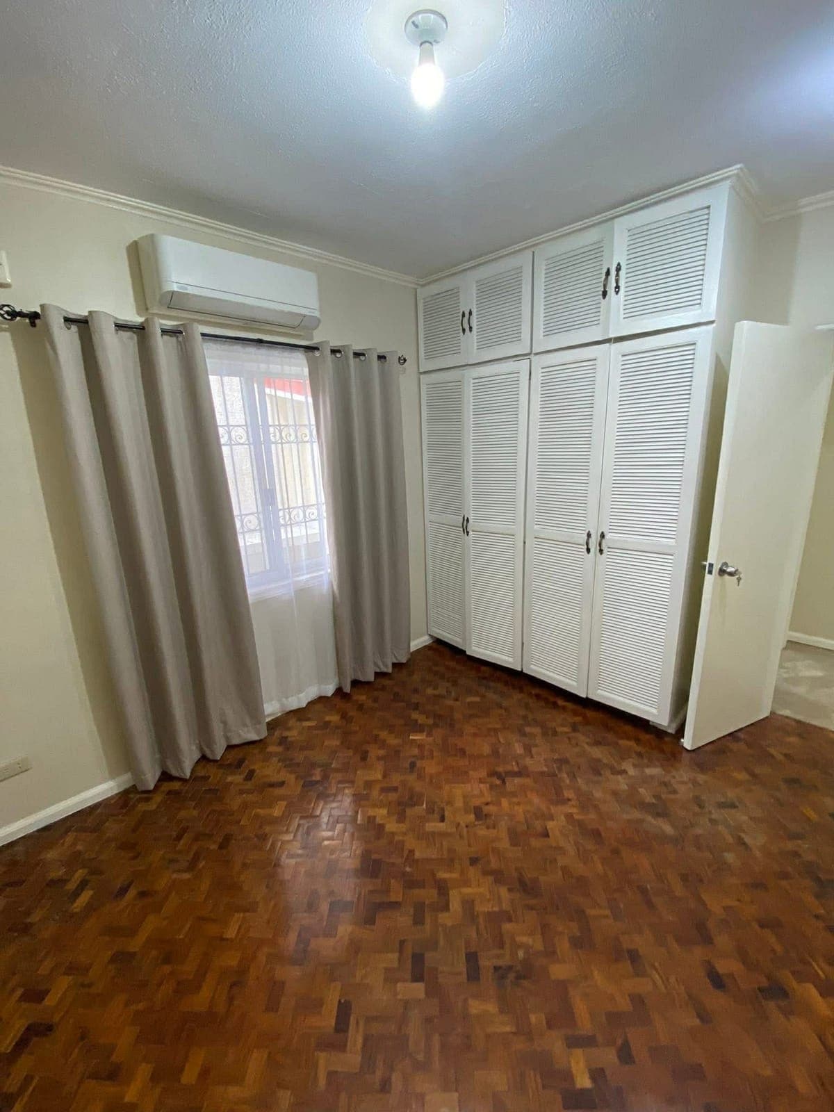 HOUSE FOR FOR RENT - photo 8