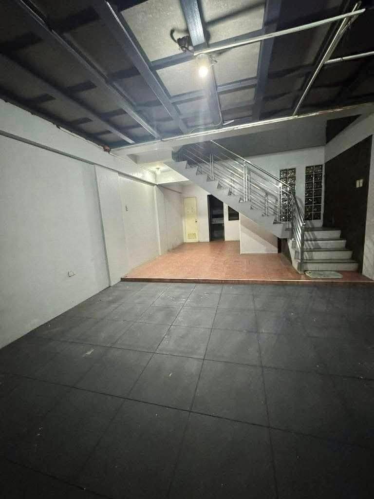 ₱150K MONTHLY‼️ | 4-STOREY DUPLEX APARTMENT IN BACLARAN, PASAY CITY - photo 9