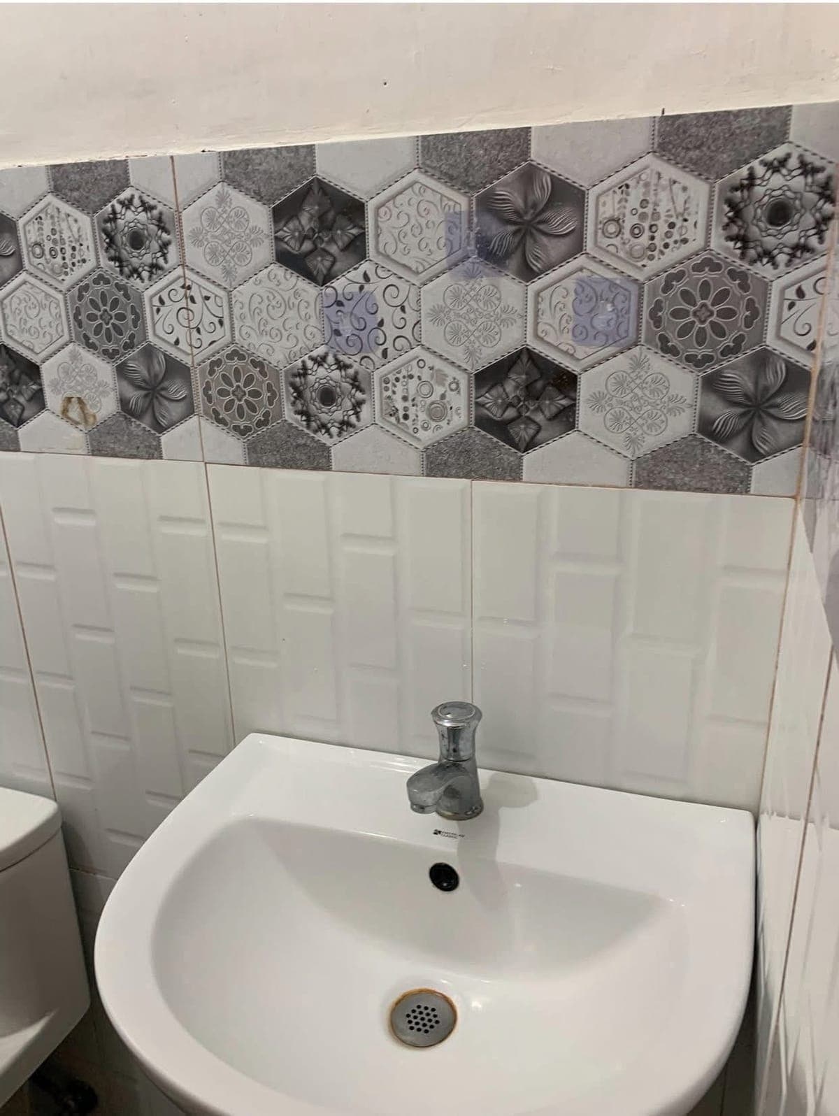 🏡 House for Rent in Catalunan Grande | Elenita Heights Phase 1 - photo 5