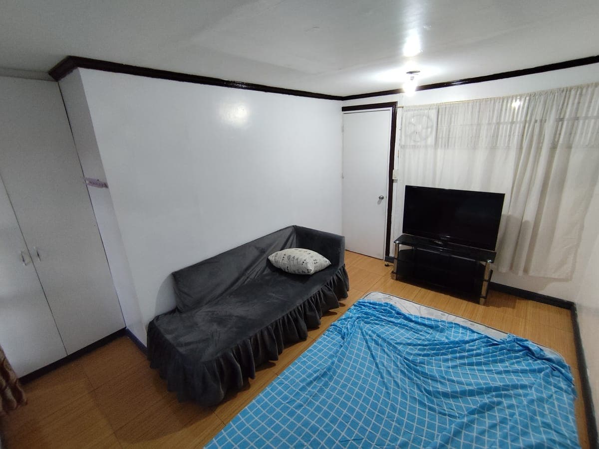 **FOR RENT ** - photo 1