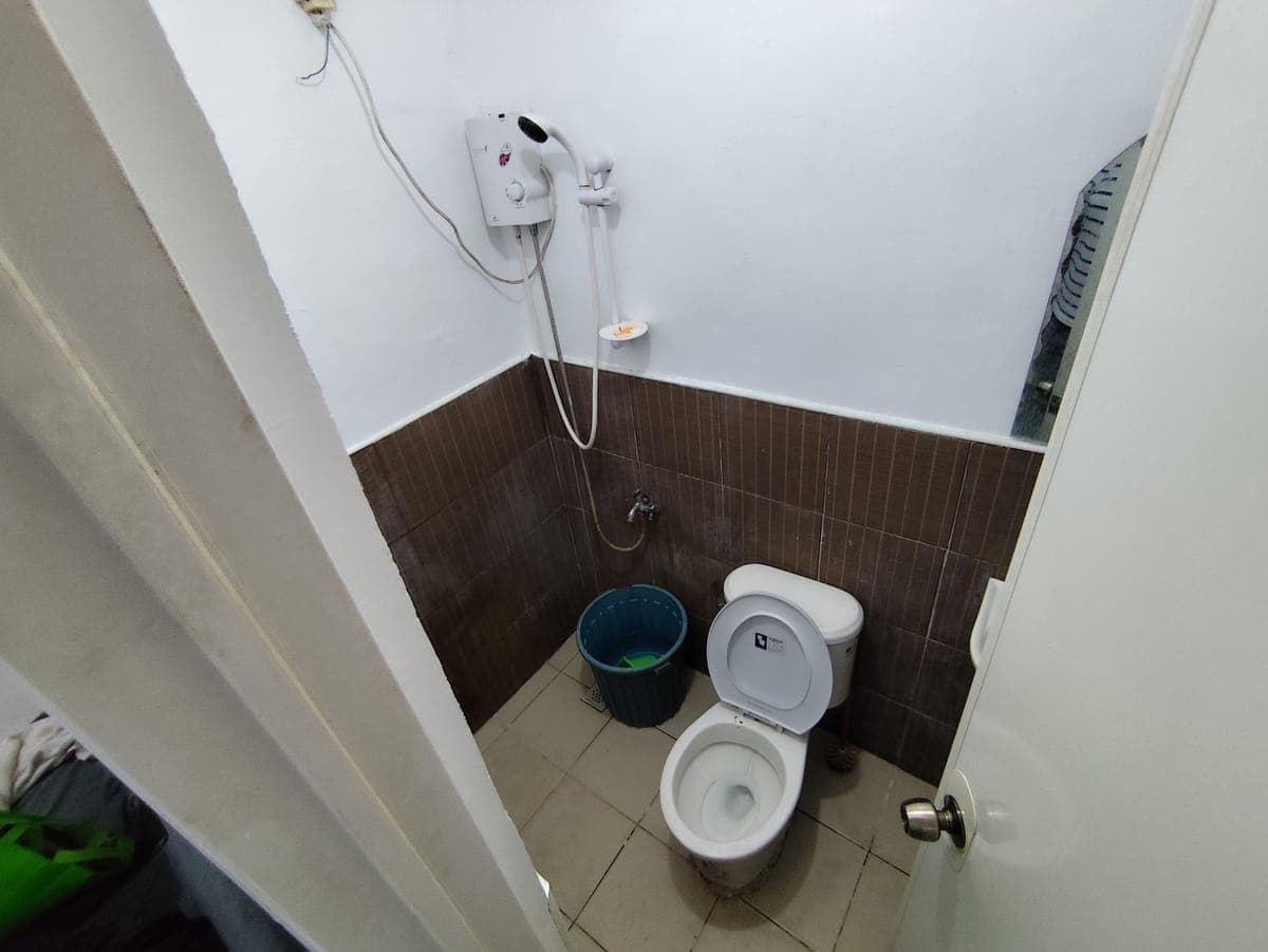 **FOR RENT ** - photo 7