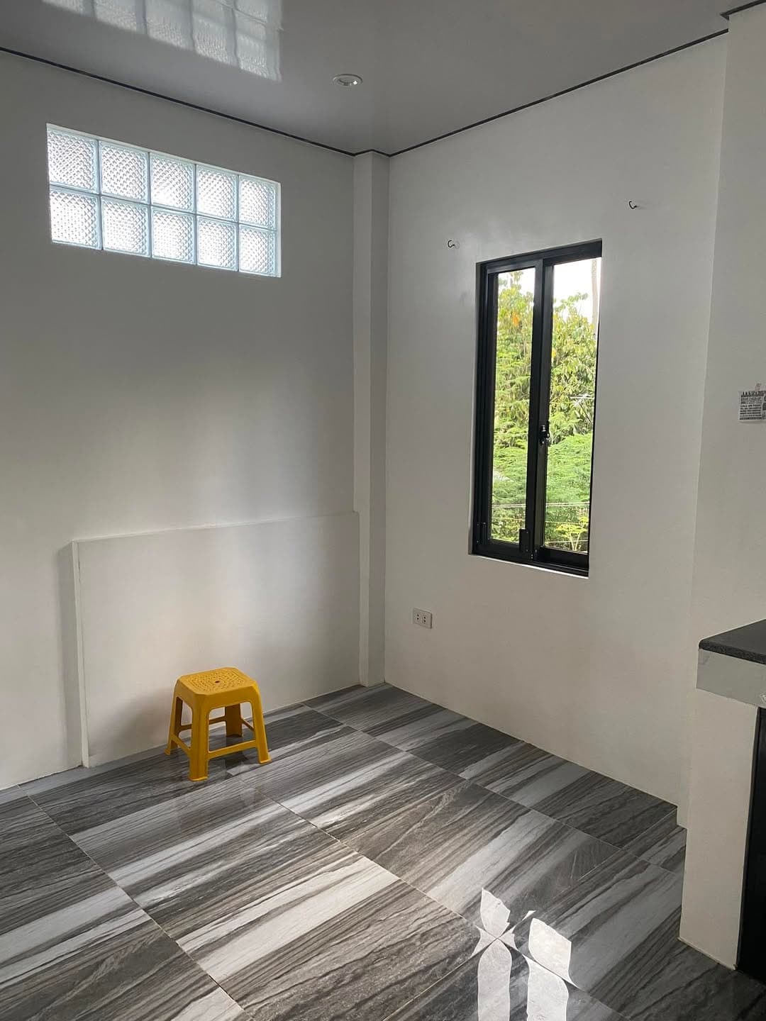 LOCATION:Apartment for Rent First Flr. Door 2, Purok 3, Lower Rapnaga, Bago Aplaya Davao City with o...