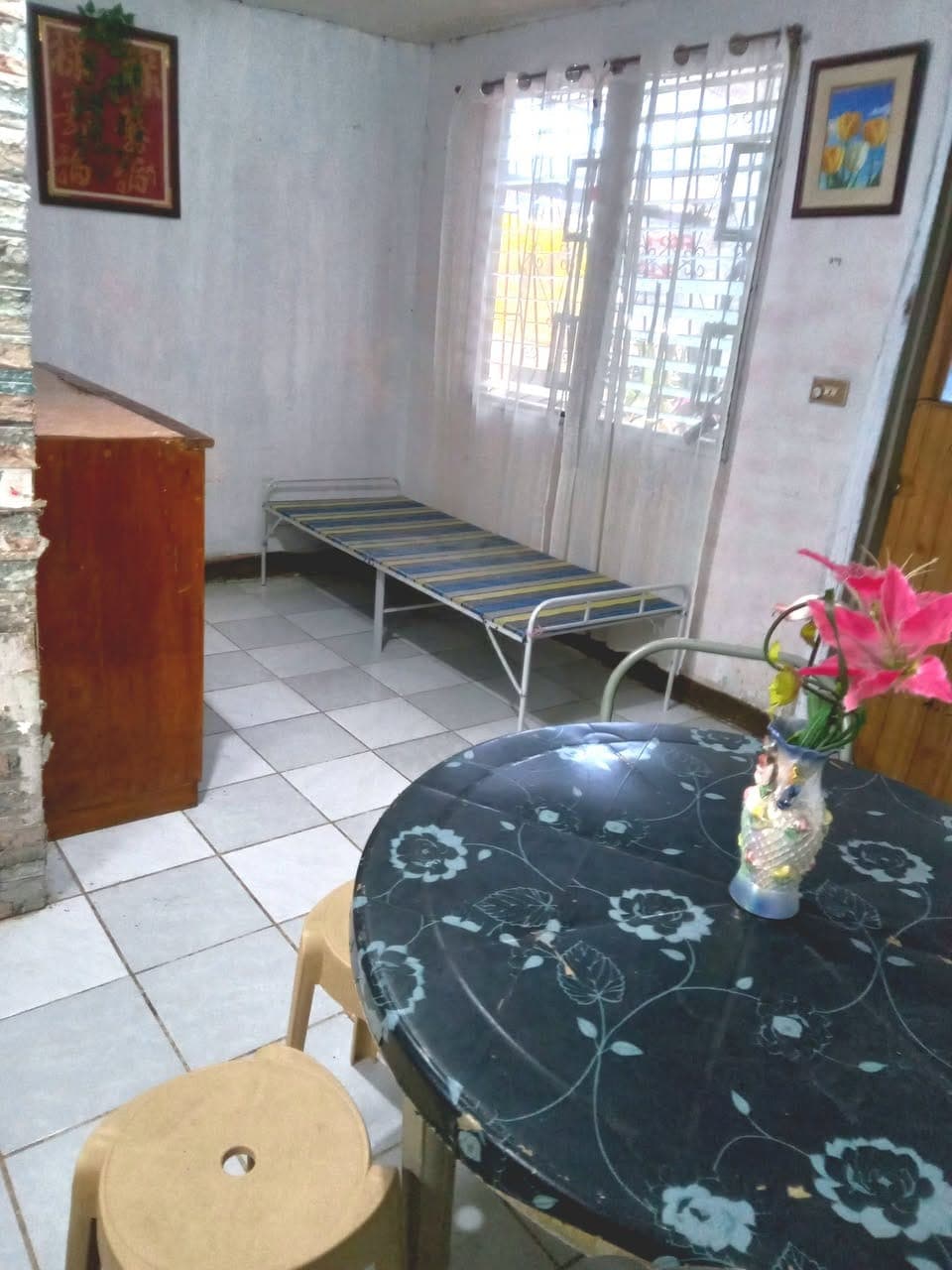 Available  studio type room for rent - photo 1