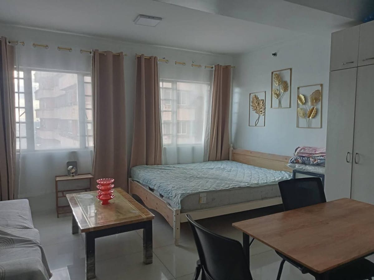 🏢 CONDO FOR RENT - photo 1