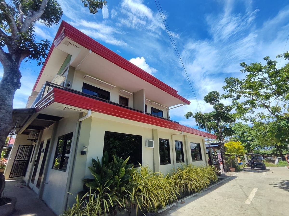 ROOM FOR RENT !!! (STUDIO TYPE AND 1 BR) - photo 2