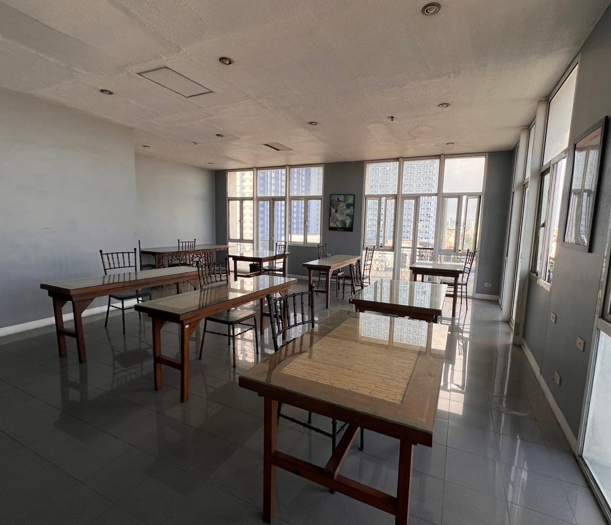 **CONDO UNIT - STUDIO UNIT WITH BALCONY** - photo 2