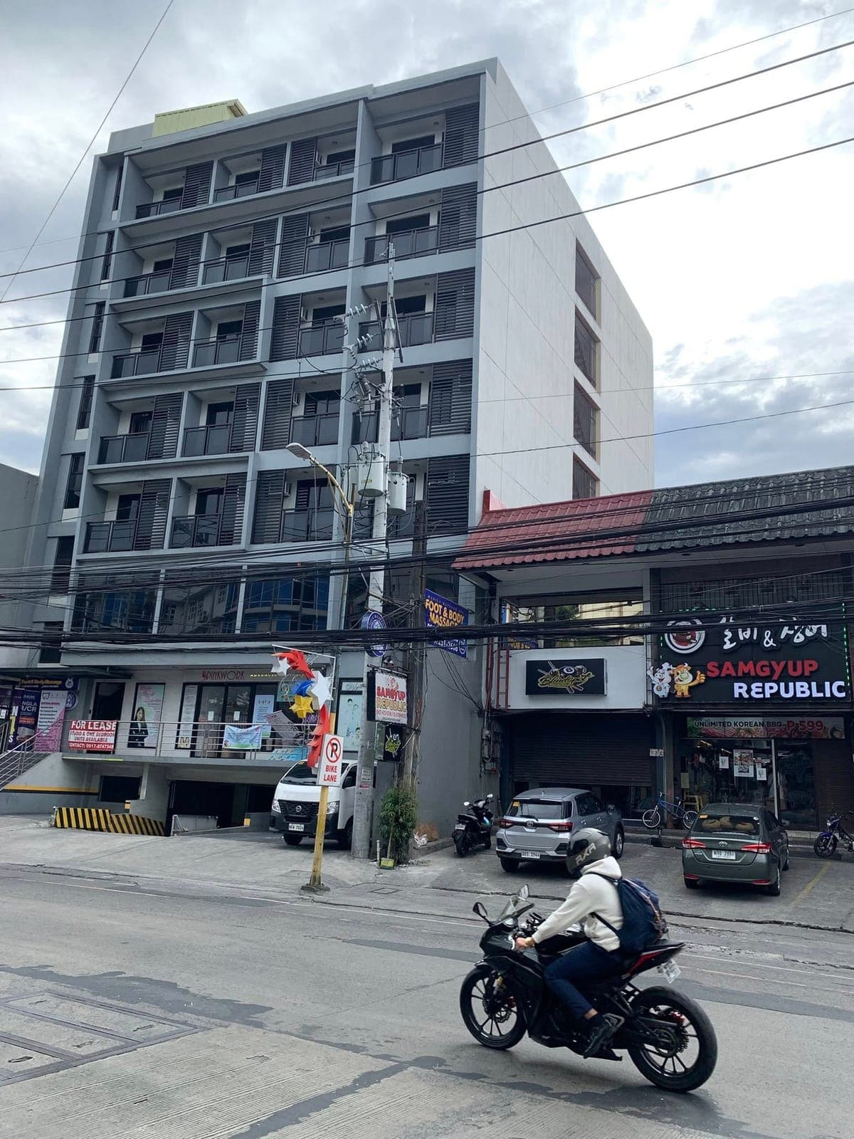 🏢 FOR RENT ONLY – AVAILABLE UNITS IN MANDALUYONG CITY - photo 1