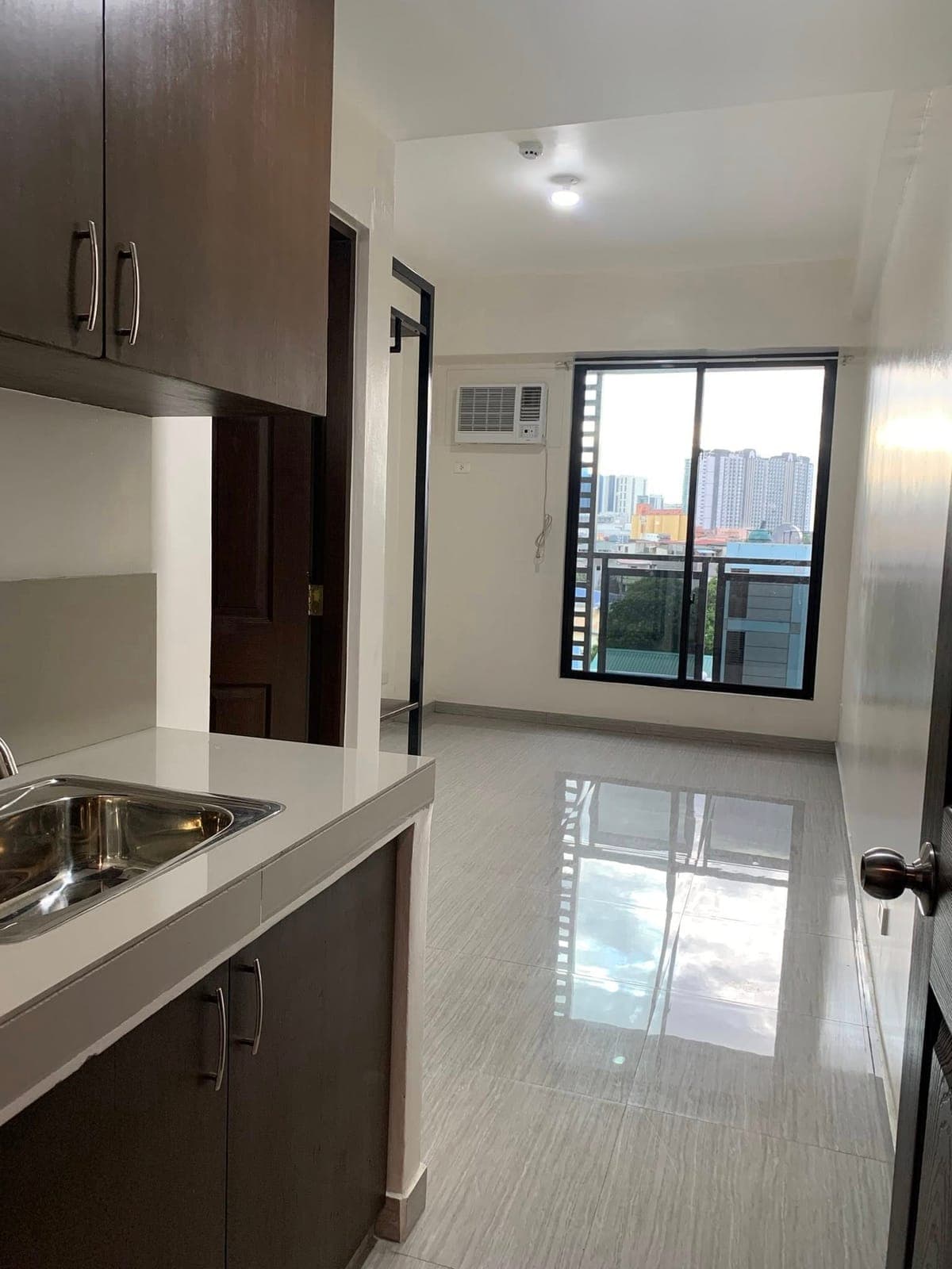 🏢 FOR RENT ONLY – AVAILABLE UNITS IN MANDALUYONG CITY - photo 3