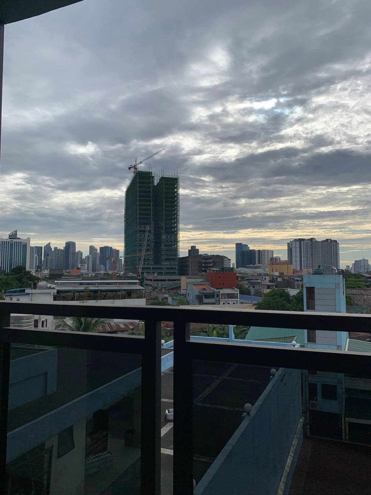 🏢 FOR RENT ONLY – AVAILABLE UNITS IN MANDALUYONG CITY - photo 7