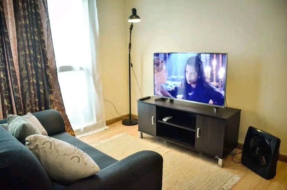 𝐅𝐎𝐑 𝐑𝐄𝐍𝐓 Studio with balcony Condo Unit in KNIGHTSBRIDGE RESIDENCES - photo 1