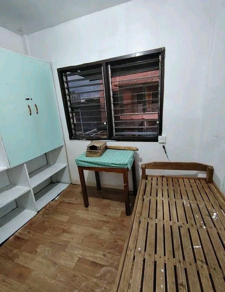 2 Rooms Available Room for Rent!   Walking distance  Robinson Cybergate Water Dist Bajada.  1 ride S... - photo 1