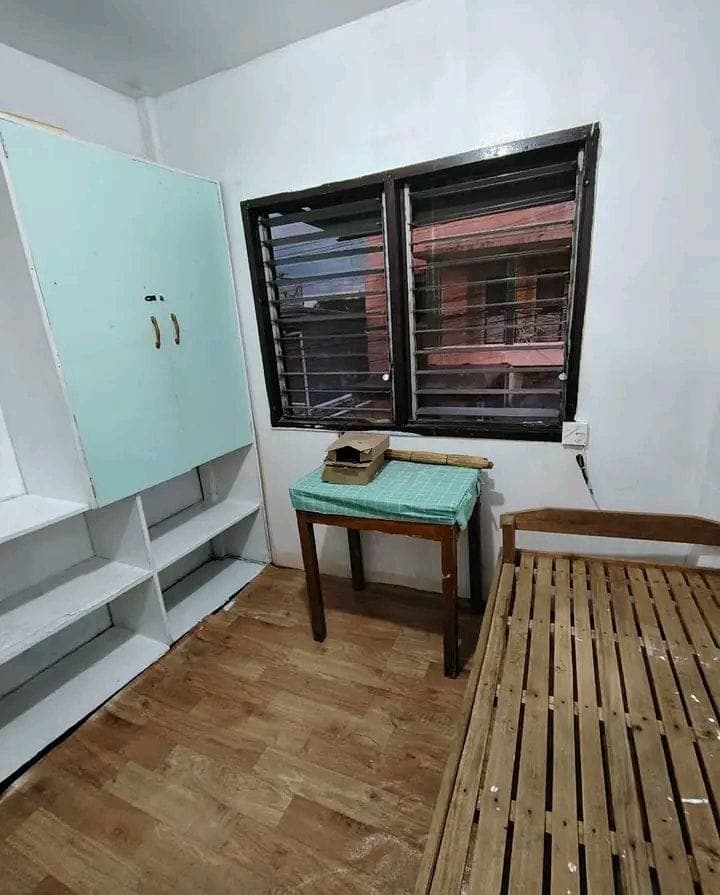 2 Rooms Available Room for Rent!   Walking distance  Robinson Cybergate Water Dist Bajada.  1 ride S... - photo 2