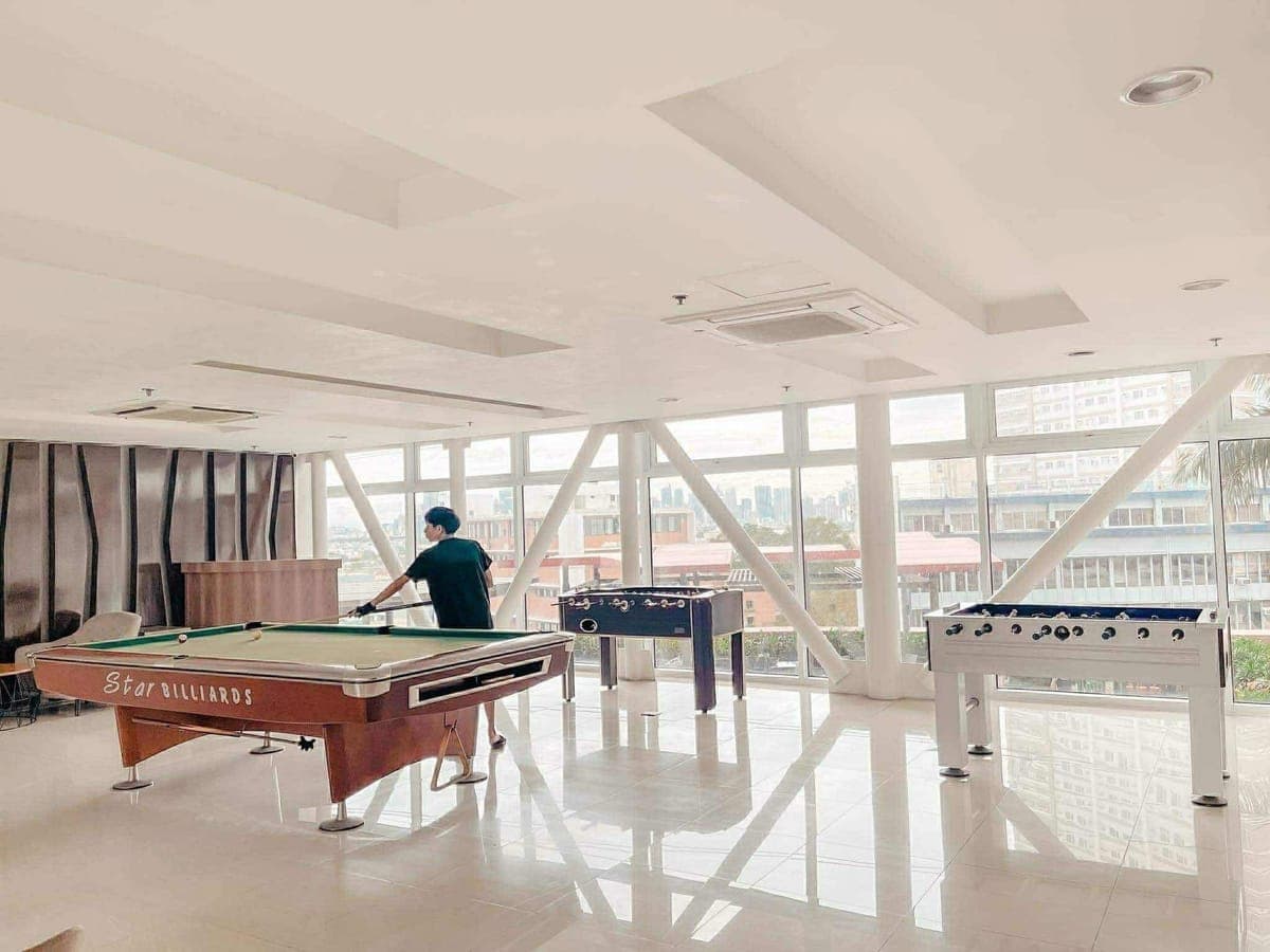 Studio w/ Balcony Fully Furnished | UNIT FOR RENT - photo 4