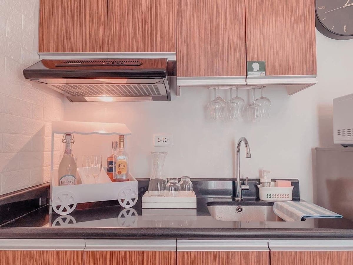 Studio w/ Balcony Fully Furnished | UNIT FOR RENT - photo 9