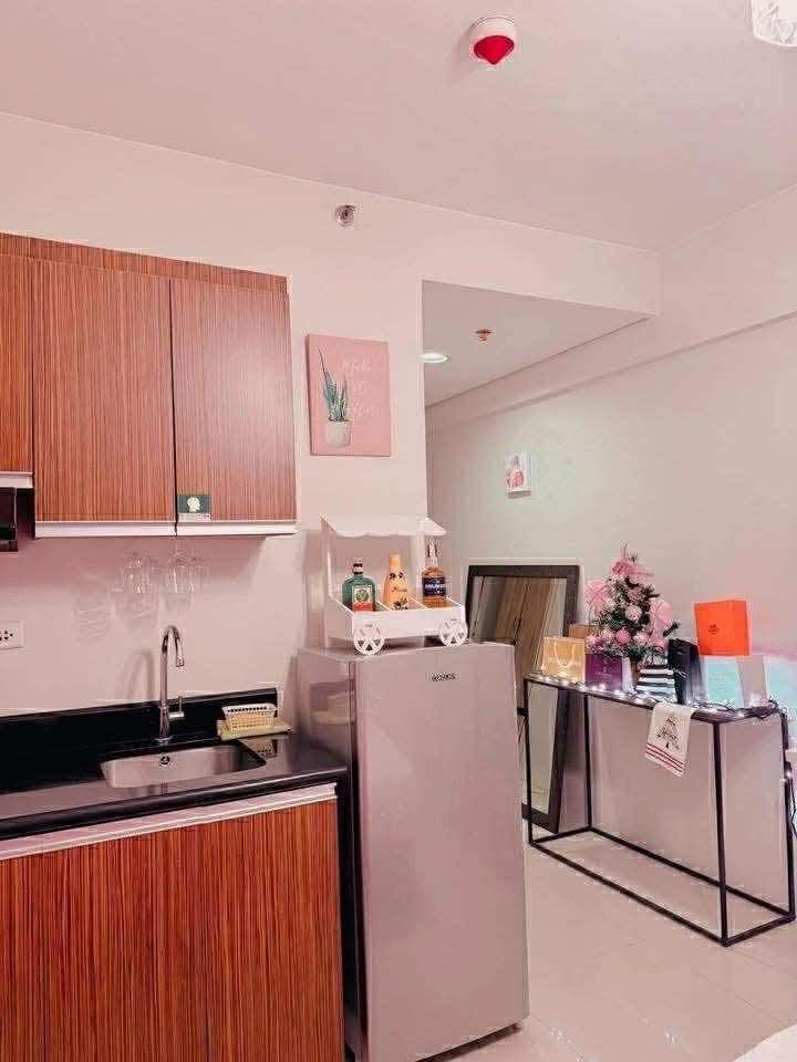 Studio w/ Balcony Fully Furnished | UNIT FOR RENT - photo 10