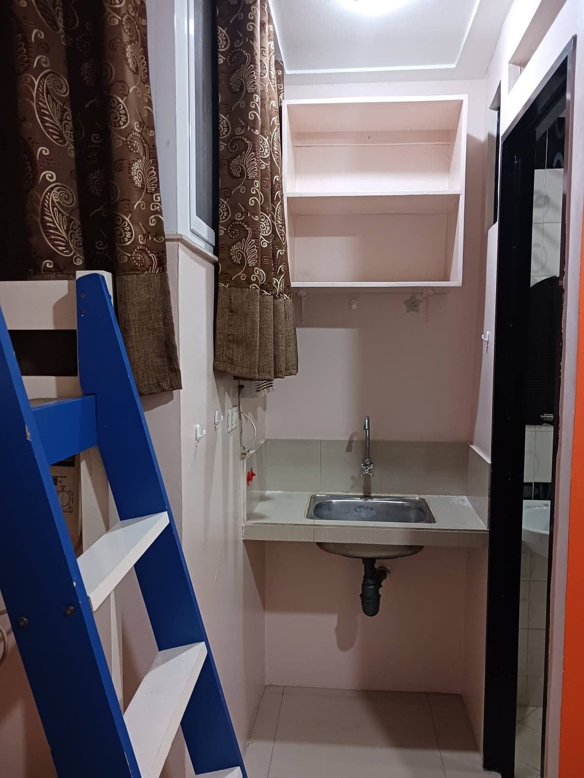 🏘 Semi Furnished Studio Type Units. - photo 1