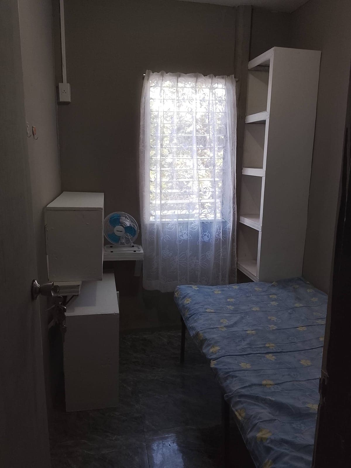 Room available for RENT! - photo 6