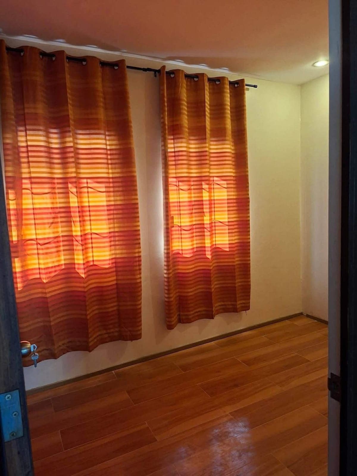 🏡NEWLY RENOVATED HOUSE FOR RENT - photo 14