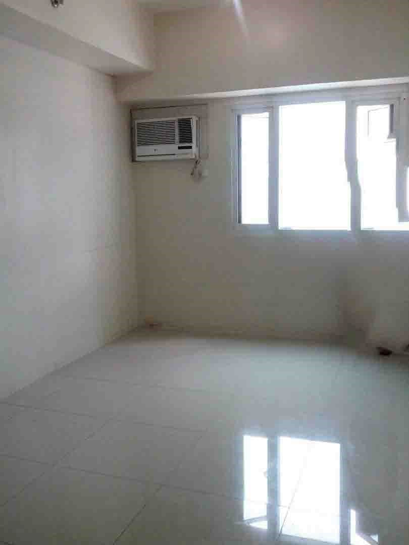 Semi Furnished Studio Condo Unit For Rent - 10th Floor Tower 2 at The Beacon - photo 5