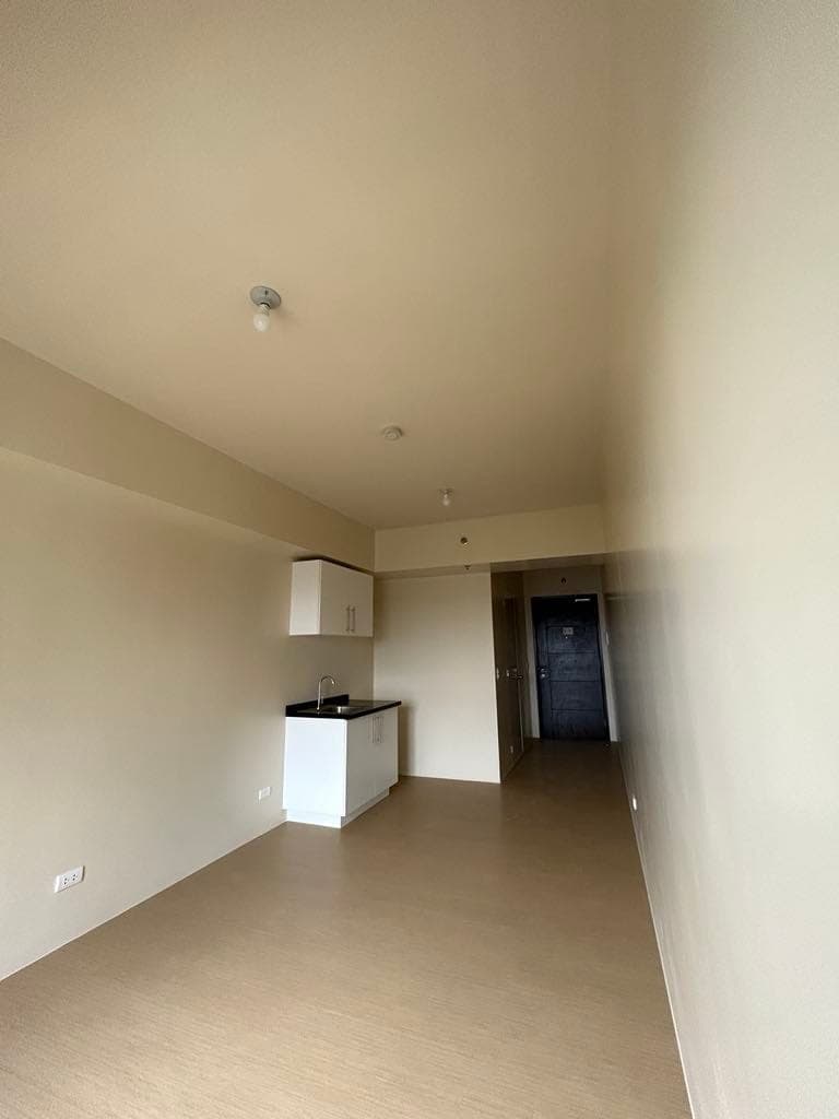**🏢 FOR RENT OR FOR SALE – Studio Unit | Avida Towers Abreeza, Davao City** - photo 12