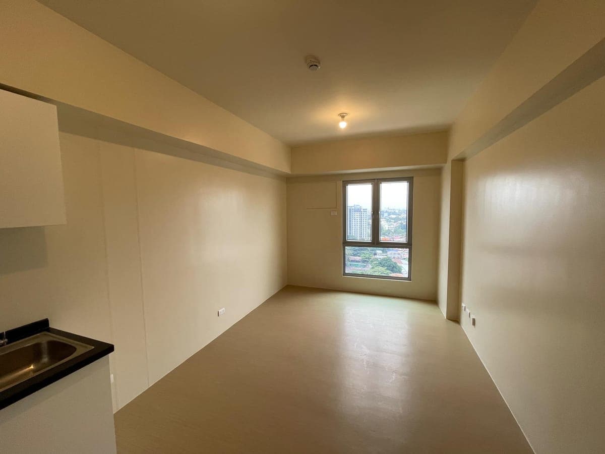 **🏢 FOR RENT OR FOR SALE – Studio Unit | Avida Towers Abreeza, Davao City** - photo 14