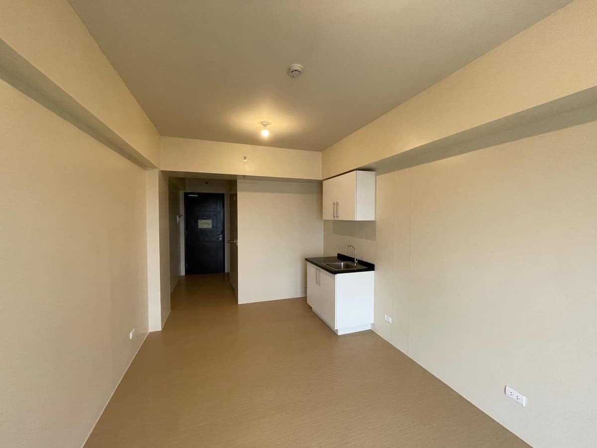 **🏢 FOR RENT OR FOR SALE – Studio Unit | Avida Towers Abreeza, Davao City** - photo 15