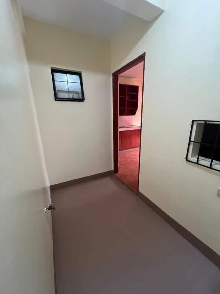 (Direct Owner) - photo 4