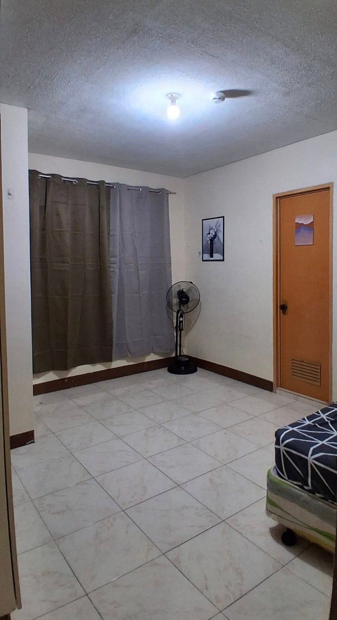 🏡 SEMI FURNISHED APARTMENT FOR RENT! - photo 1