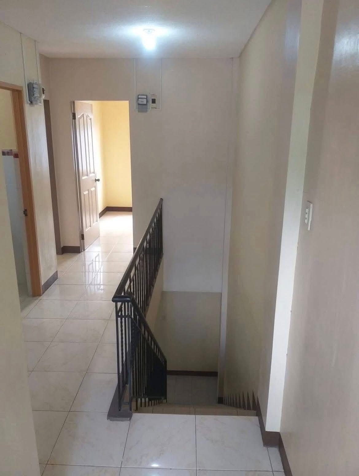 🏡 SEMI FURNISHED APARTMENT FOR RENT! - photo 3