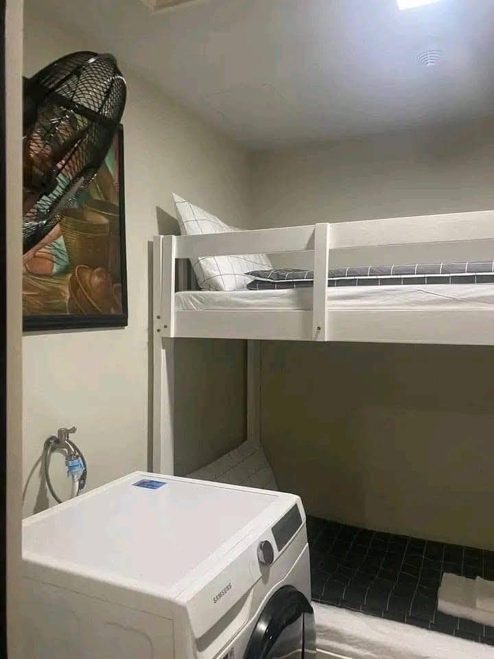 Uptown parksuites tower 2 - photo 10